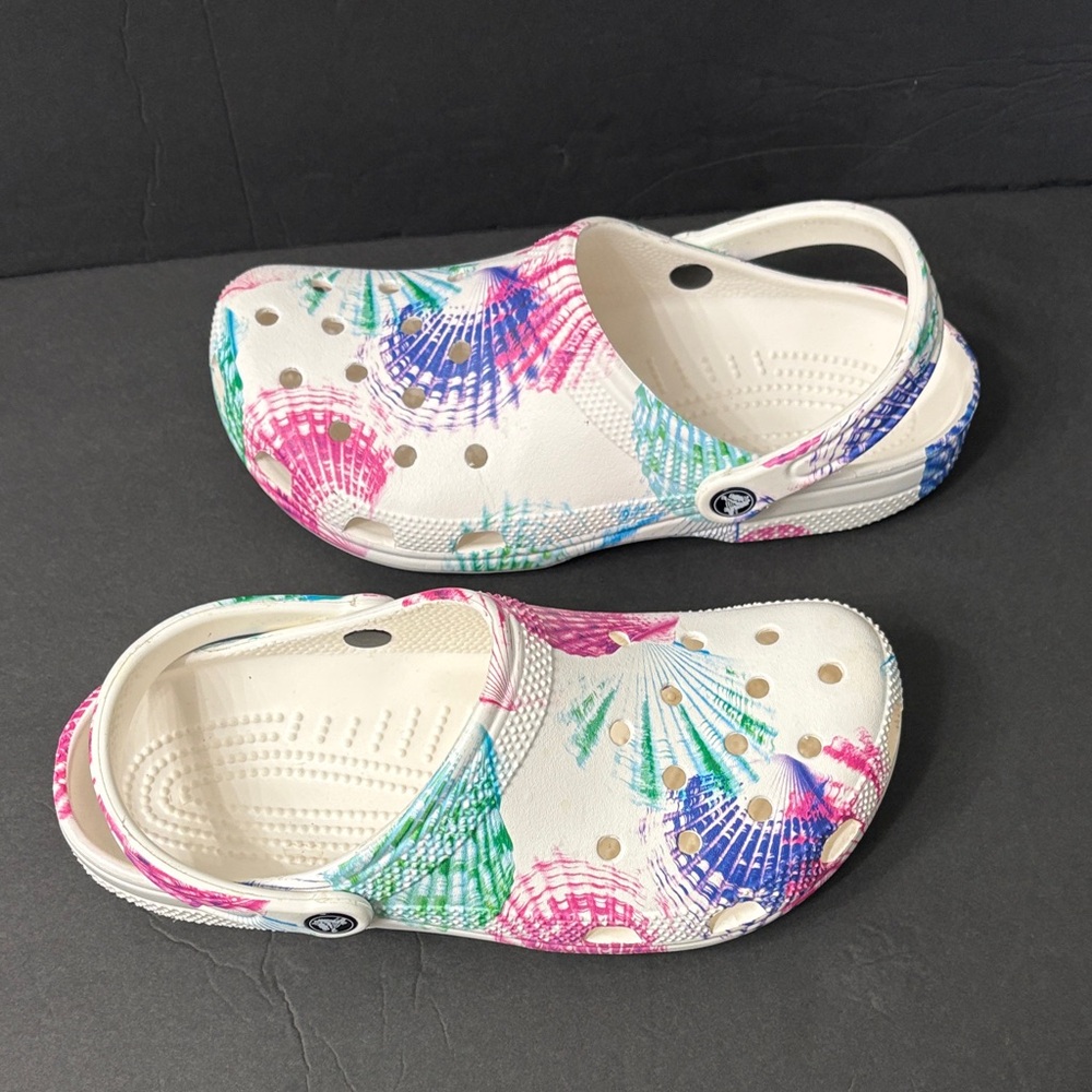 Crocs Classic Cyber Clog Beach - Seashell